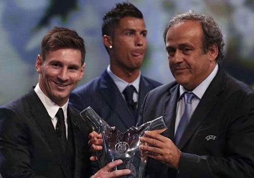Diem tin: Messi toan dien hon Ronaldo hinh anh