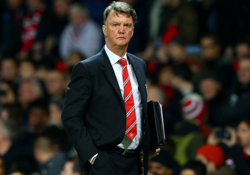 Ung ho Van Gaal lieu co sai lam? hinh anh