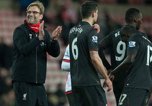 Liverpool thang tran khep lai luot di Premier League hinh anh