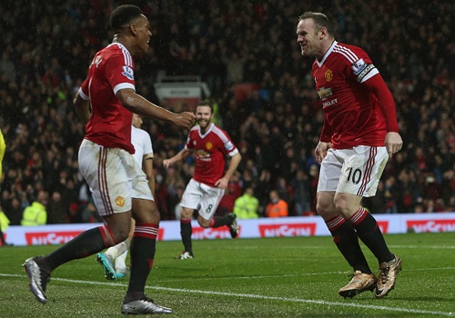 MU 2-1 Swansea: Martial va Rooney toa sang hinh anh