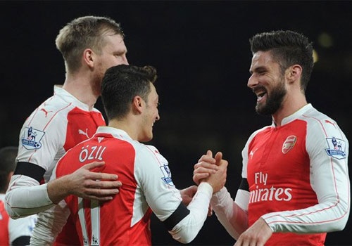 Nhung yeu to giup Arsenal dan dau Premier League hinh anh