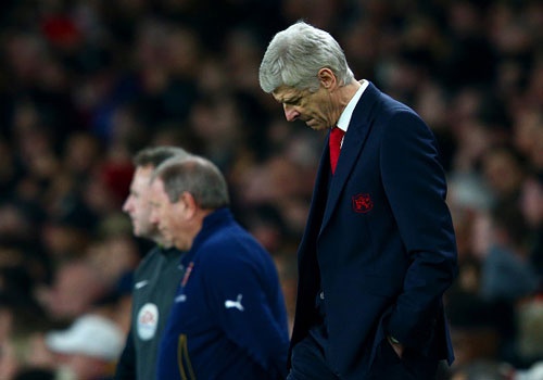 Arsenal lap ky luc buon khi thua Chelsea hinh anh