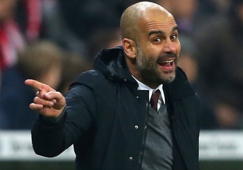 Pep Guardiola muon dan dat MU hinh anh