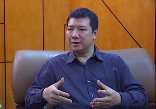 BLV Quang Huy: ‘Hut Guardiola, MU nen moi Mourinho’ hinh anh