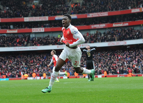 Choi hon nguoi, Arsenal thang kich tinh 2-1 truoc Leicester hinh anh