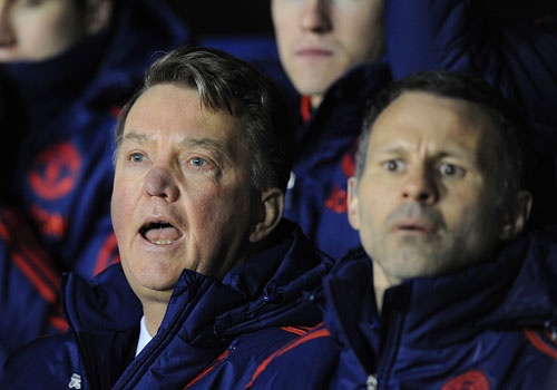 Diem tin: MU hoc sut phat tu doi thu hinh anh