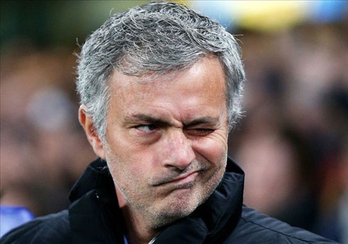 Diem tin: Mourinho chua muon thay the Van Gaal hinh anh