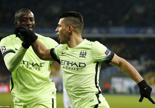 Aguero, Silva va Toure giup Man City rong cua vao tu ket hinh anh