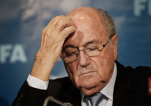 Bau Chu tich FIFA thay Sepp Blatter hinh anh