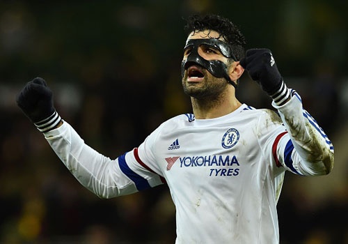 Chelsea tro lai top 10 sau 3 tran thang lien tiep hinh anh