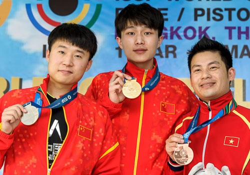 Thang tay sung so 1 the gioi, Minh Thanh gianh HCD World Cup hinh anh