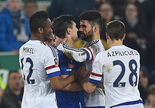 Costa nhan the do, Chelsea dung buoc o tu ket cup FA hinh anh