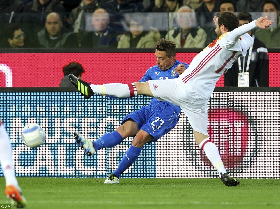 De Gea choi xuat sac truoc DT Italy anh 3