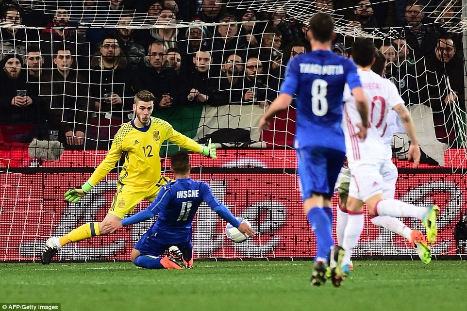 De Gea choi xuat sac truoc DT Italy anh 8