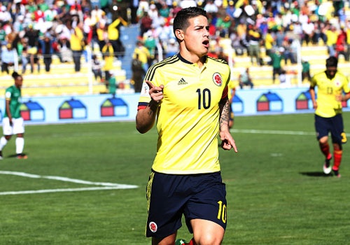 James Rodriguez giup DT Colombia co tran thang 3-2 hinh anh