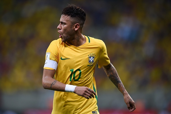 Suarez giúp Uruguay hòa Brazil 2-2 ảnh 6 Suarez giup Uruguay hoa Brazil 2-2 anh 6