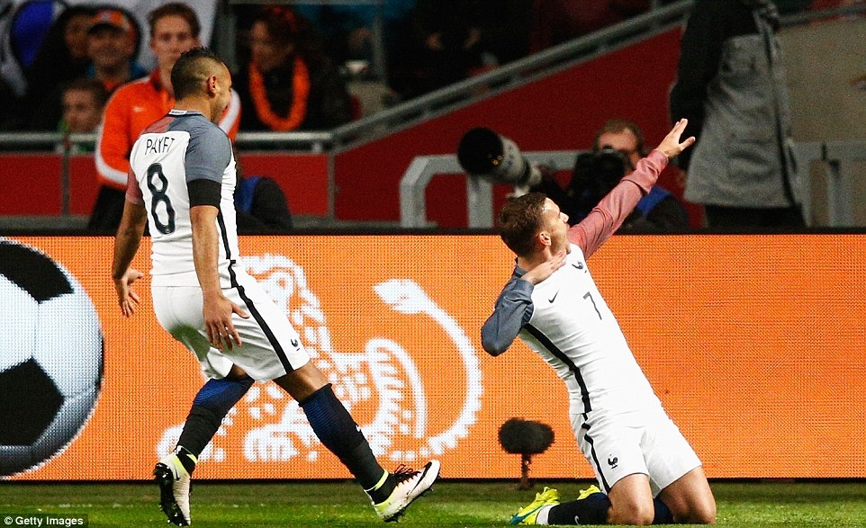 ĐT Pháp thua 2-3 trước ĐT Hà Lan ảnh 3 DT Phap thua 2-3 truoc DT Ha Lan anh 3