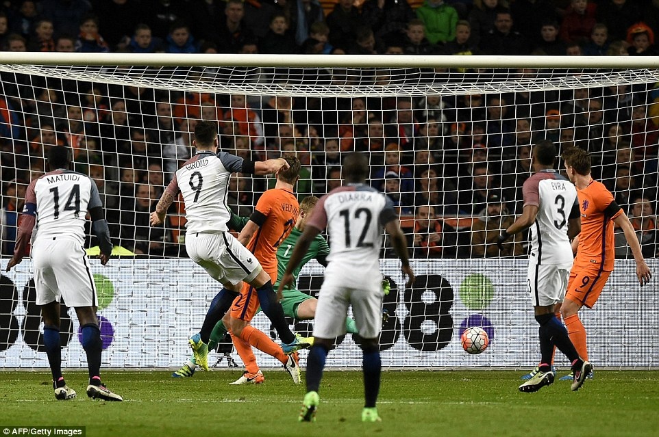 ĐT Pháp thua 2-3 trước ĐT Hà Lan ảnh 4 DT Phap thua 2-3 truoc DT Ha Lan anh 4