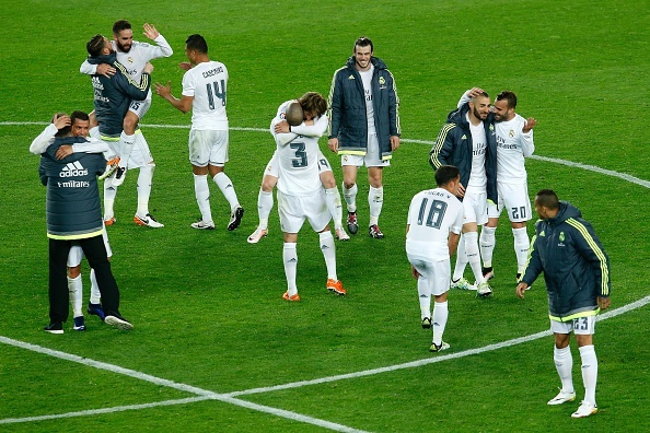 Ronaldo coi do an mung chien thang anh 1