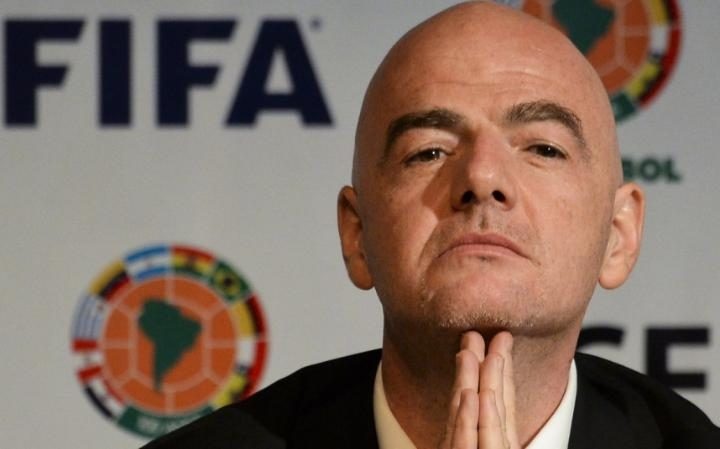 Be boi Tai lieu Panama: Canh sat ap vao tru so UEFA hinh anh