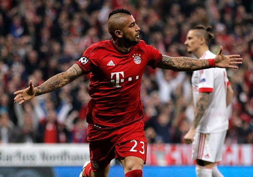 Bayern 1-0 Benfica: Vidal sam vai nguoi hung hinh anh