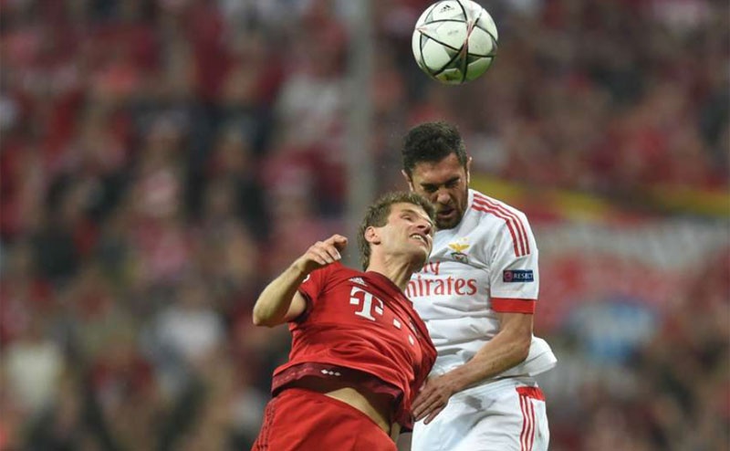 Doi hinh luot di tu ket cup C1 anh 4