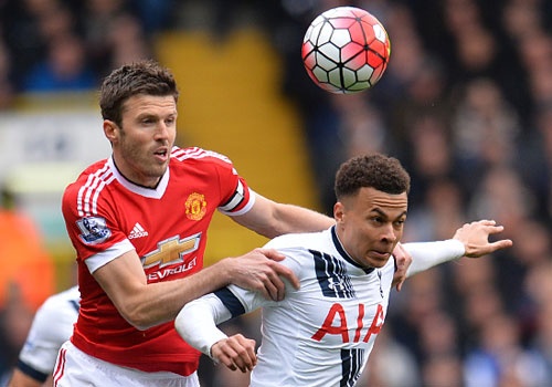Tottenham 3-0 MU: 'Quy do' thua chong vanh trong 6 phut hinh anh