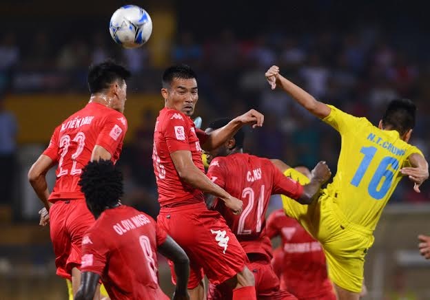 Ha Noi T&T thua B.Binh Duong 1-2 anh 7