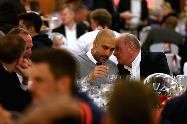 Bayern mo tiec mung thay tro Pep Guardiola anh 3