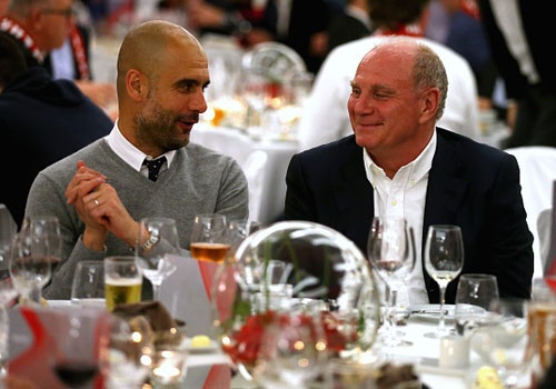 Bayern mo tiec an mung khi vao ban ket cup C1 hinh anh