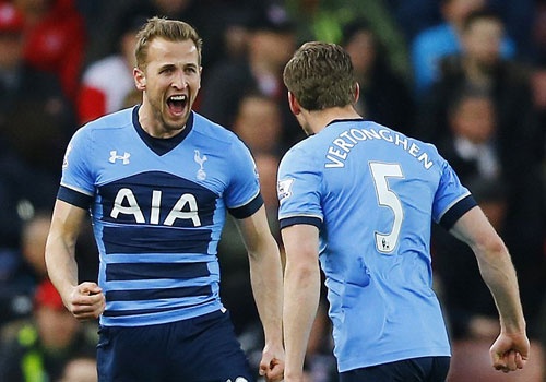 Kane giup Tottenham de doa vi tri so 1 cua Leicester hinh anh