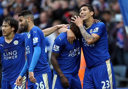 Leicester vs Swansea (4-0): Chien thang an tuong hinh anh