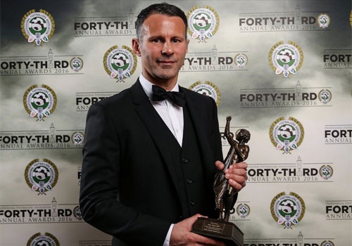 Giggs doat giai cong hien sau 25 nam ra mat o MU hinh anh