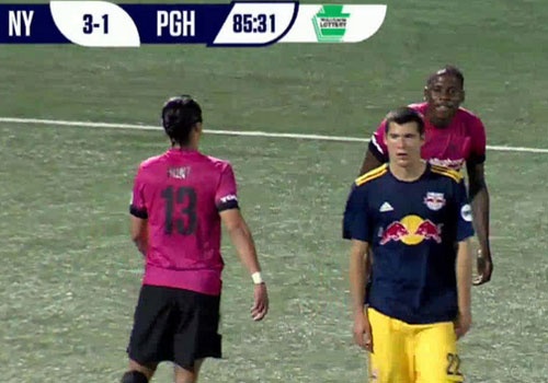 Tien dao 9X tan cong doi phuong tho bao hinh anh