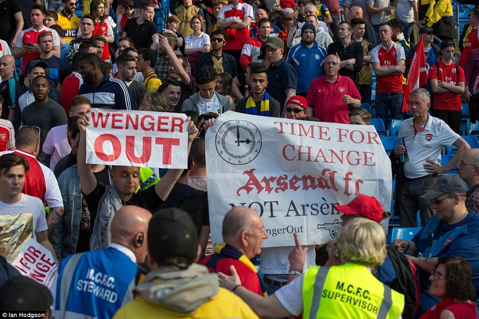 Arsenal hoa Man City 2-2 anh 2