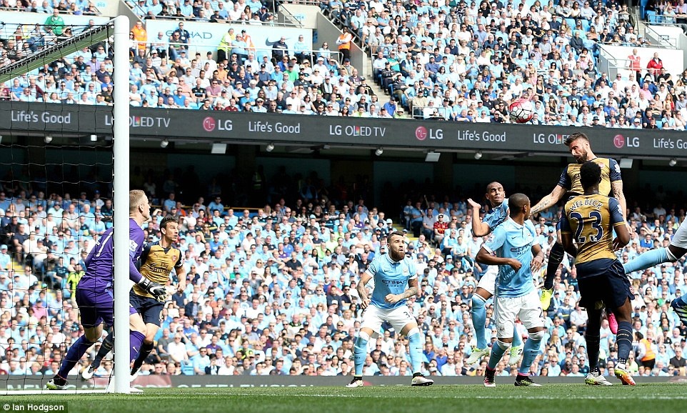 Arsenal hoa Man City 2-2 anh 5