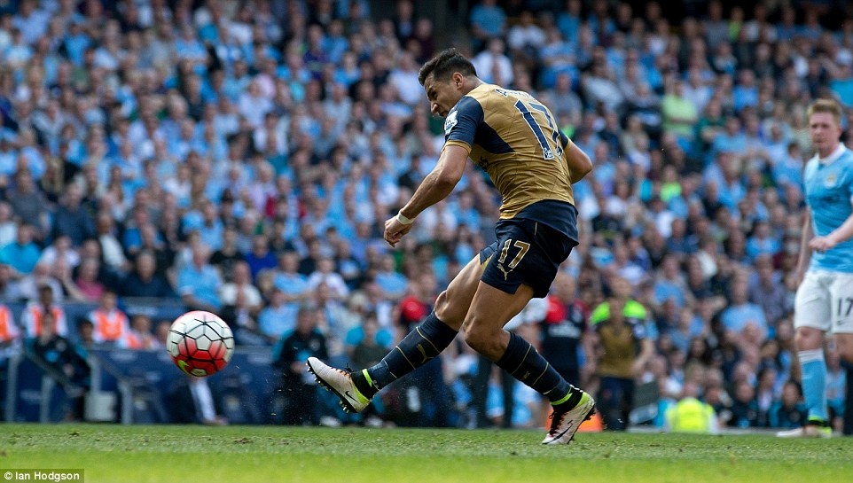 Arsenal hoa Man City 2-2 anh 9