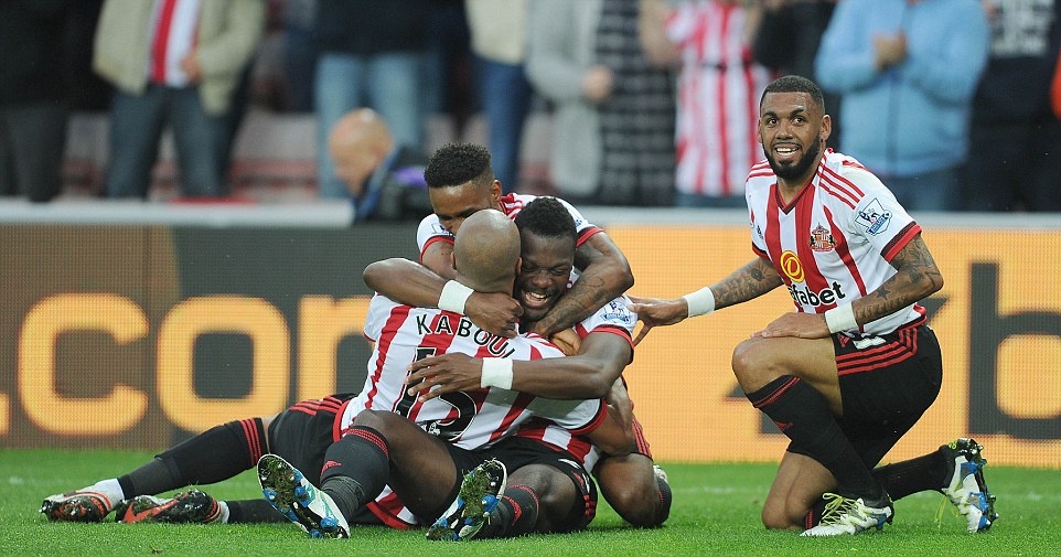 Sunderland tru hang thanh cong anh 8