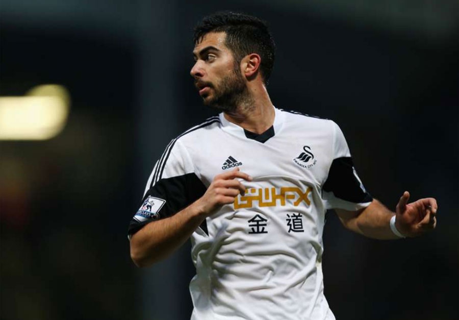 Doi hinh tieu bieu vong 38 Premier League anh 4