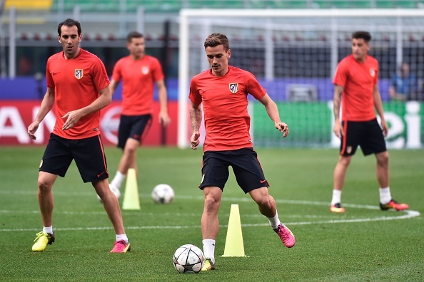 Atletico luyen bai danh dau de ha Real anh 10