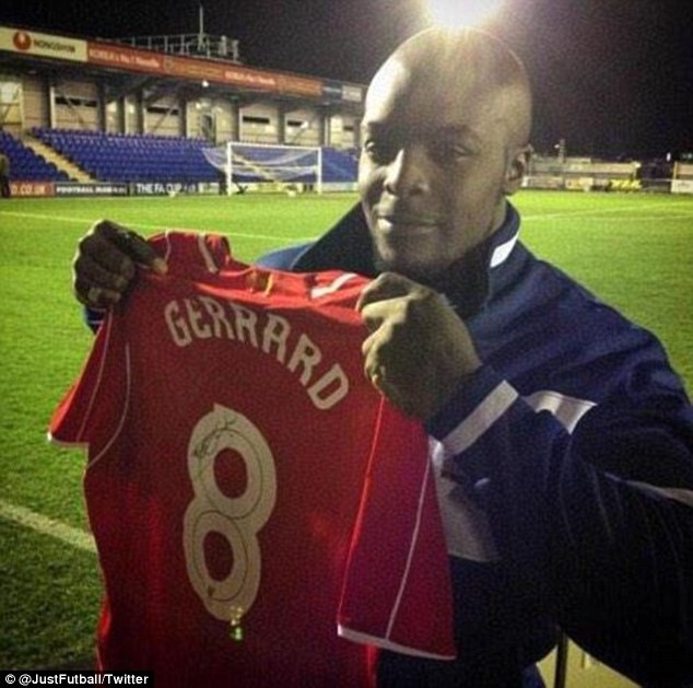 Cau thu 101 kg ghi ban cho Wimbledon anh 12