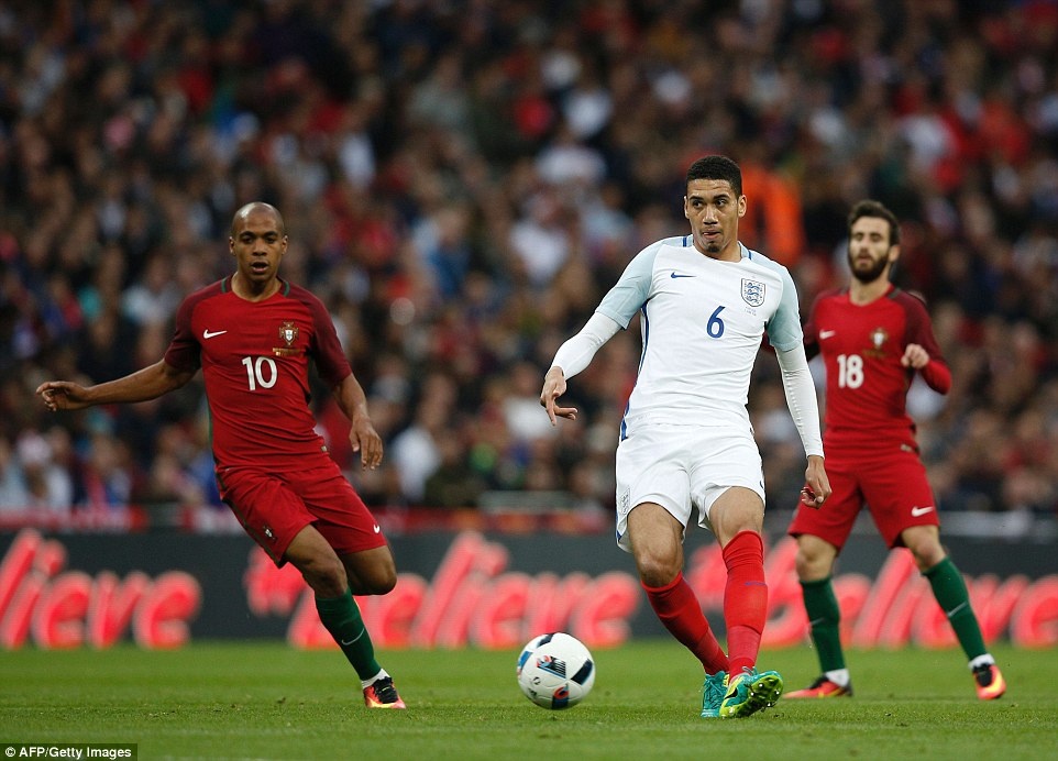 Mourinho du khan Anh vs Bo Dao Nha anh 2