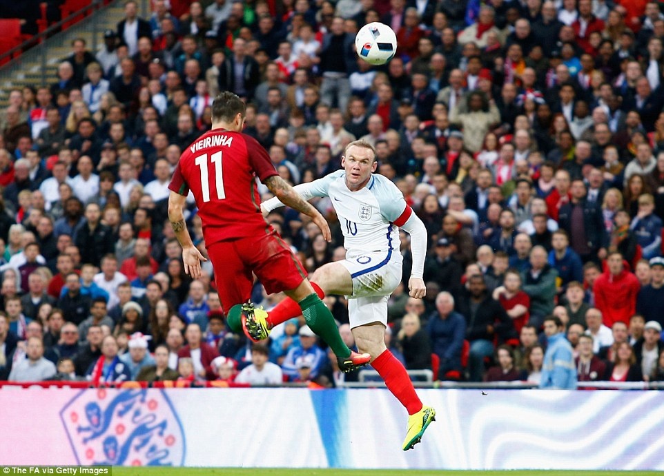 Mourinho du khan Anh vs Bo Dao Nha anh 9