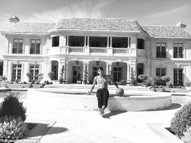 Neymar thue biet thu o My anh 1