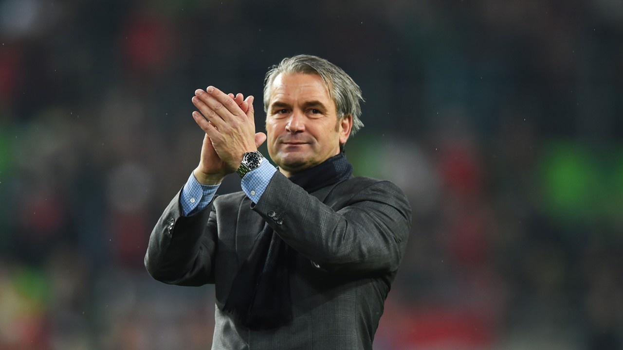 Nhung HLV huong luong cao o Euro 2016 anh 10