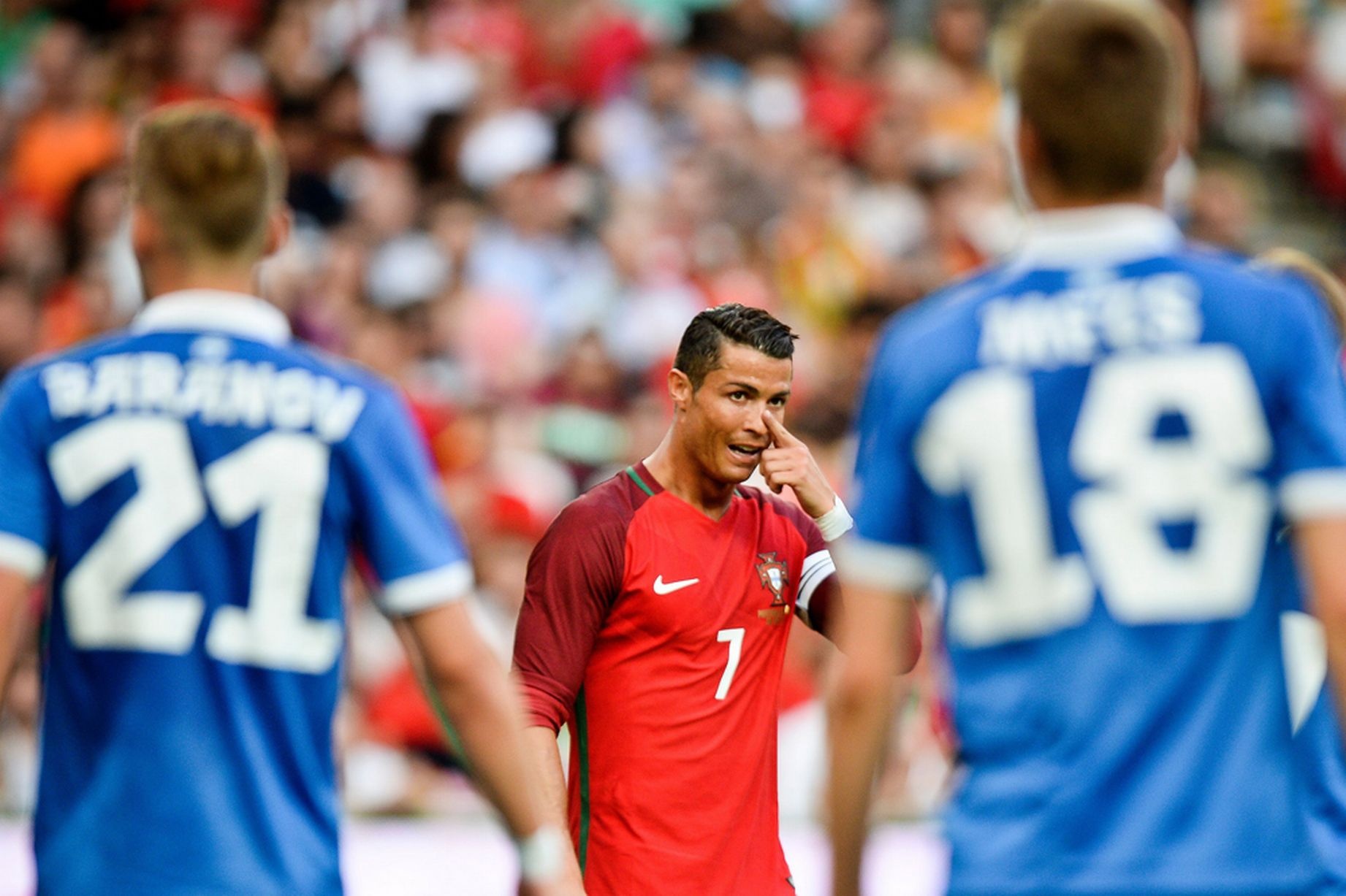 Ronaldo giúp Bồ Đào Nha thắng 7-0 ảnh 5 Ronaldo giup Bo Dao Nha thang 7-0 anh 5