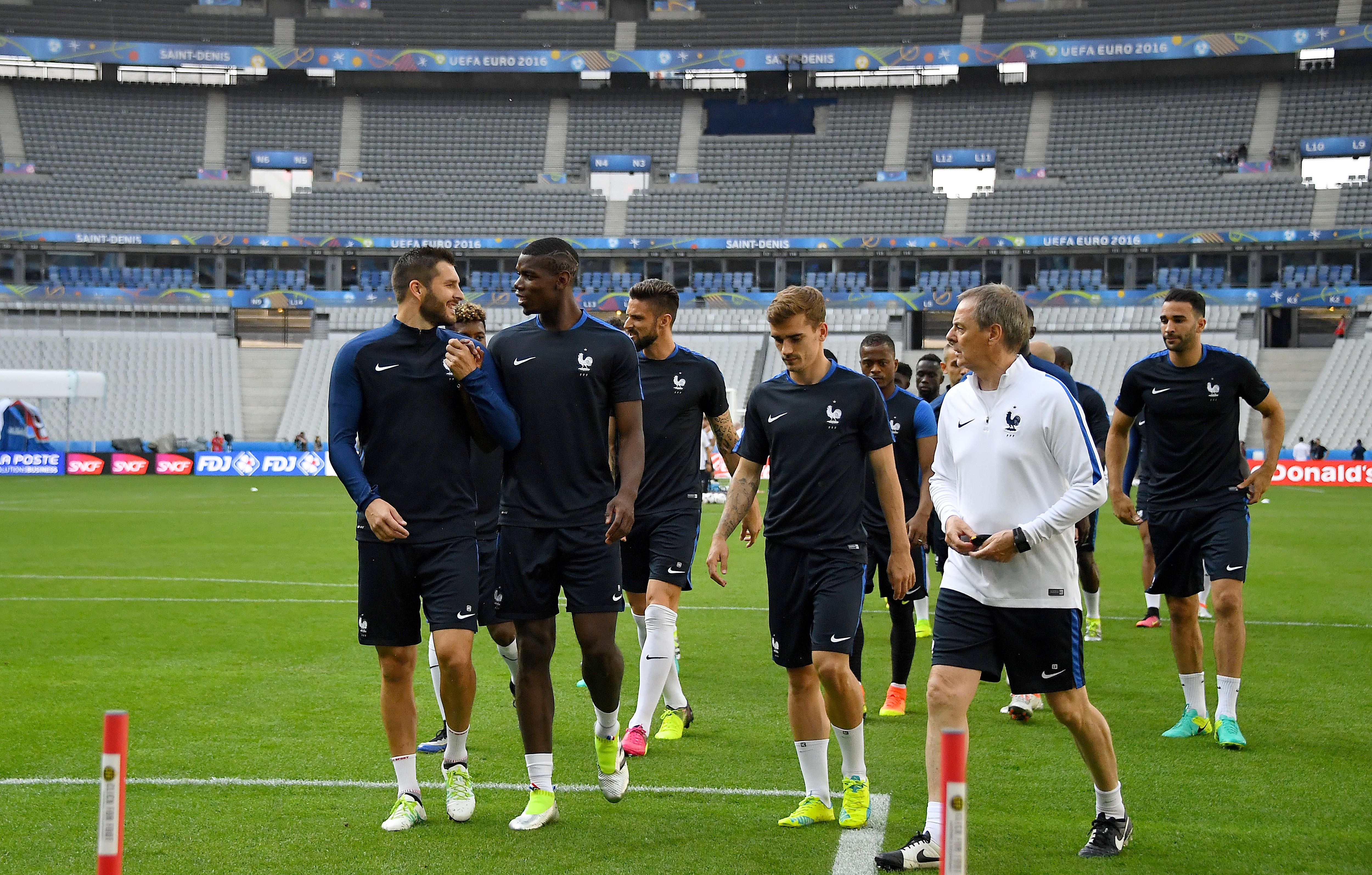 Pogba khoe toc moi truoc Euro 2016 anh 10