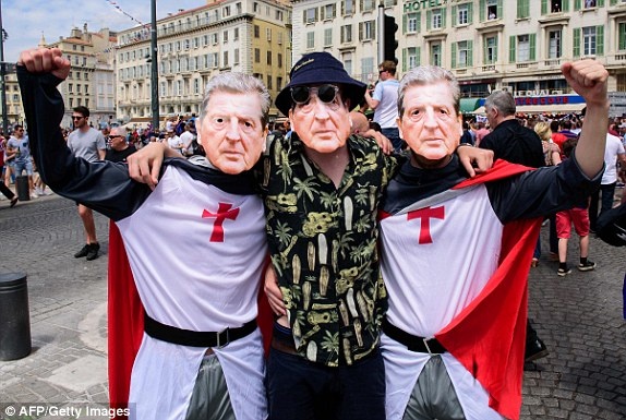 Canh sat dung hoi cay ngan au da anh 13