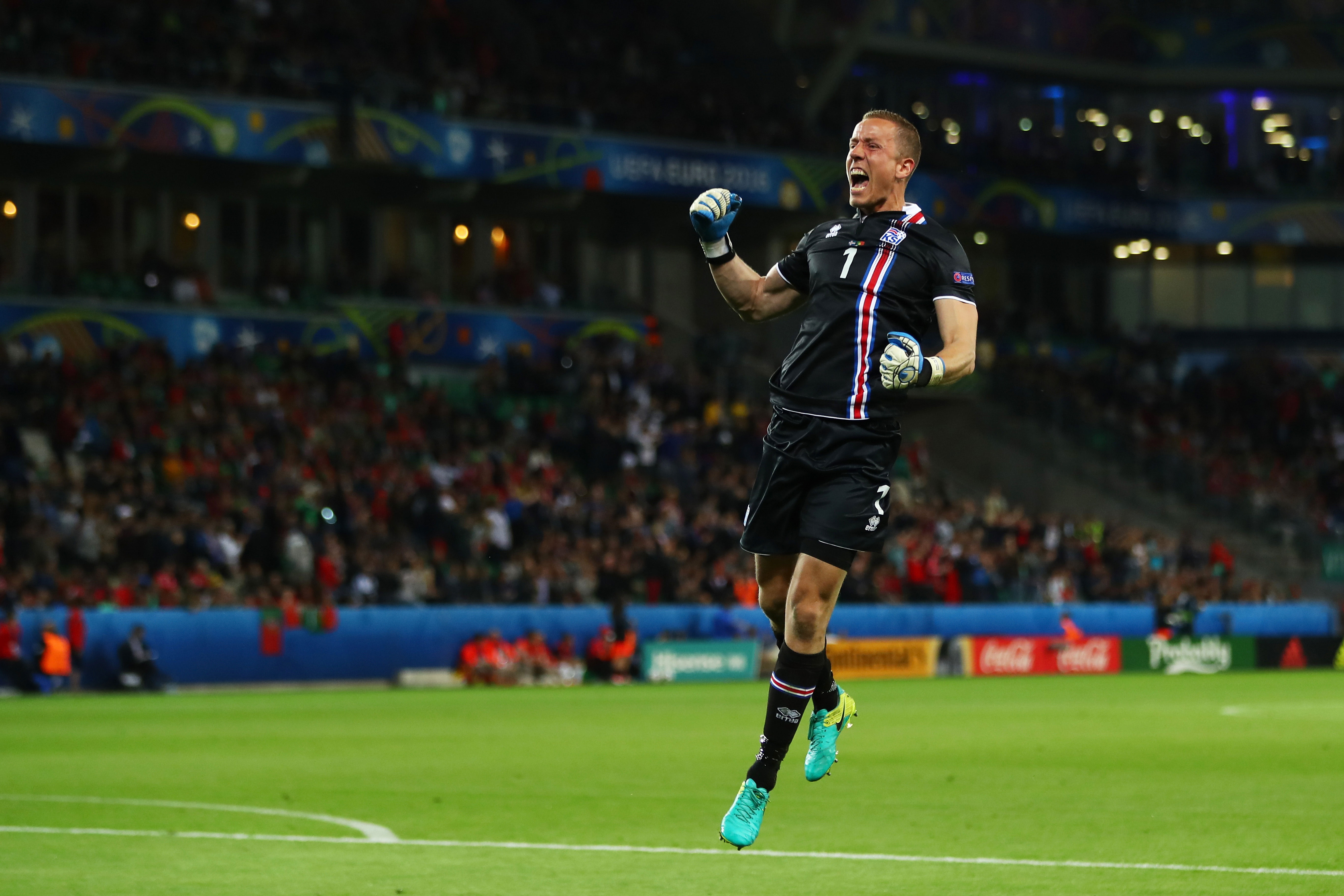 Doi hinh hay nhat luot dau o Euro anh 2