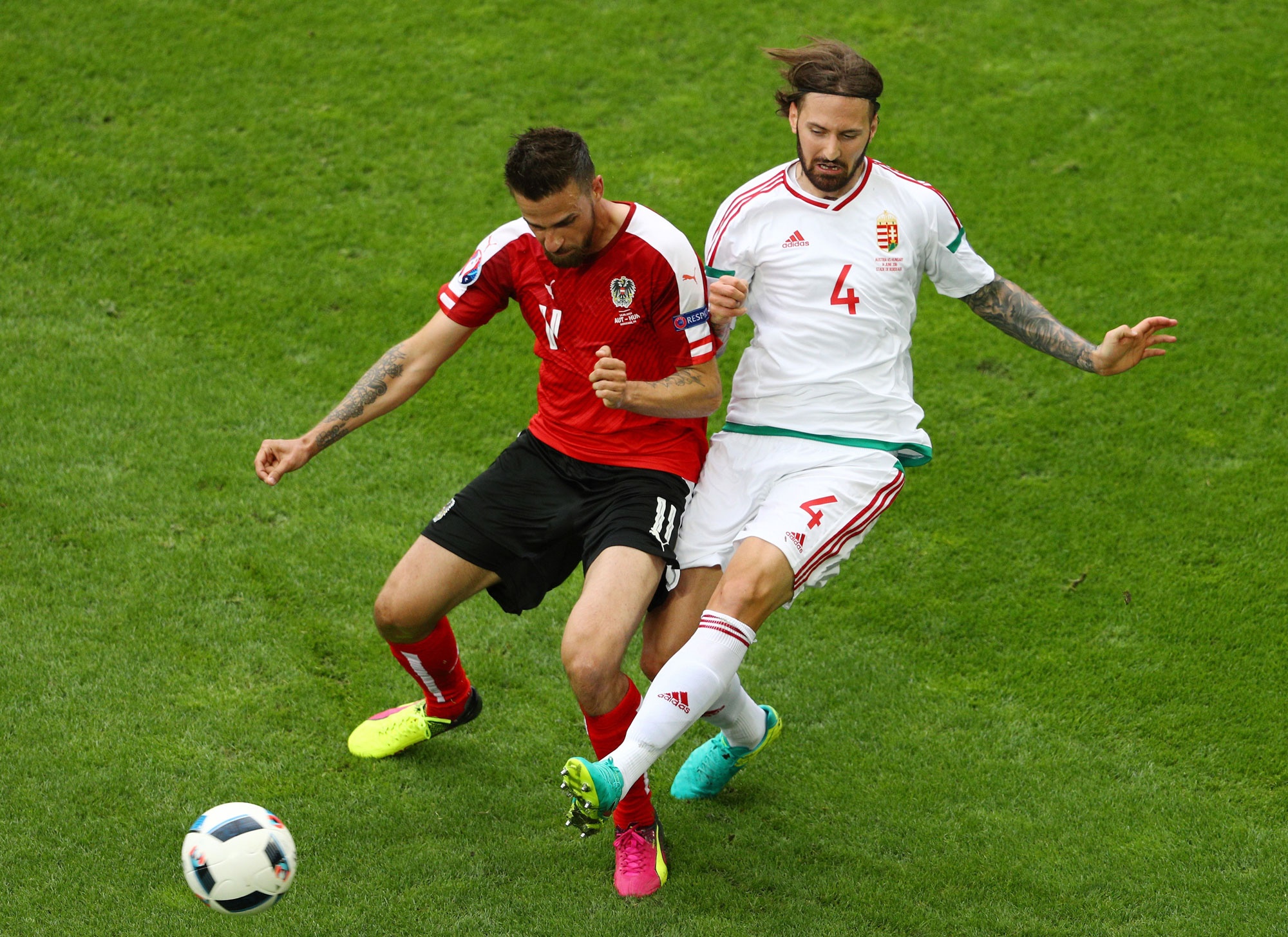 Doi hinh hay nhat luot dau o Euro anh 6